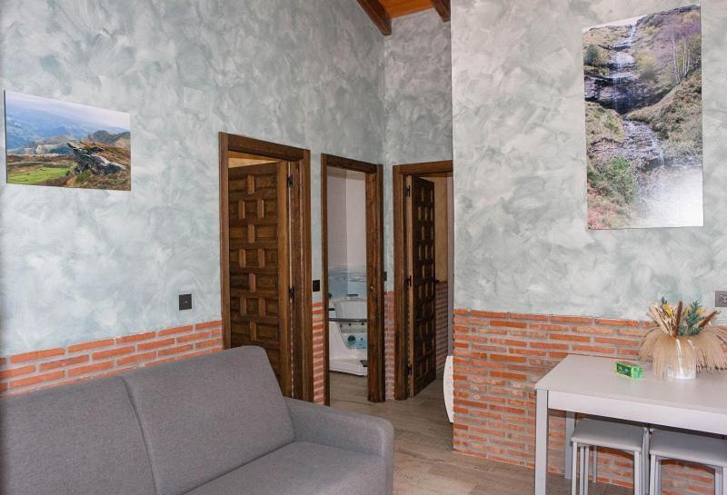 Fuente Oscura Apartment Ramales de la Victoria Ngoại thất bức ảnh